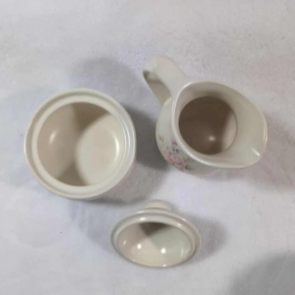 Vintage Pfaltzgraff Tea Rose Creamer & Sugar Bowl w Lid Pink Floral USA Stonewar